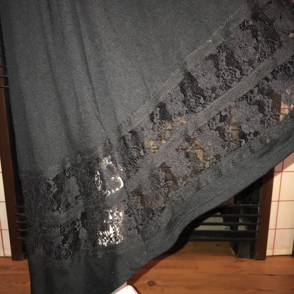 🖤Black Skirt - Picture 3 of 3